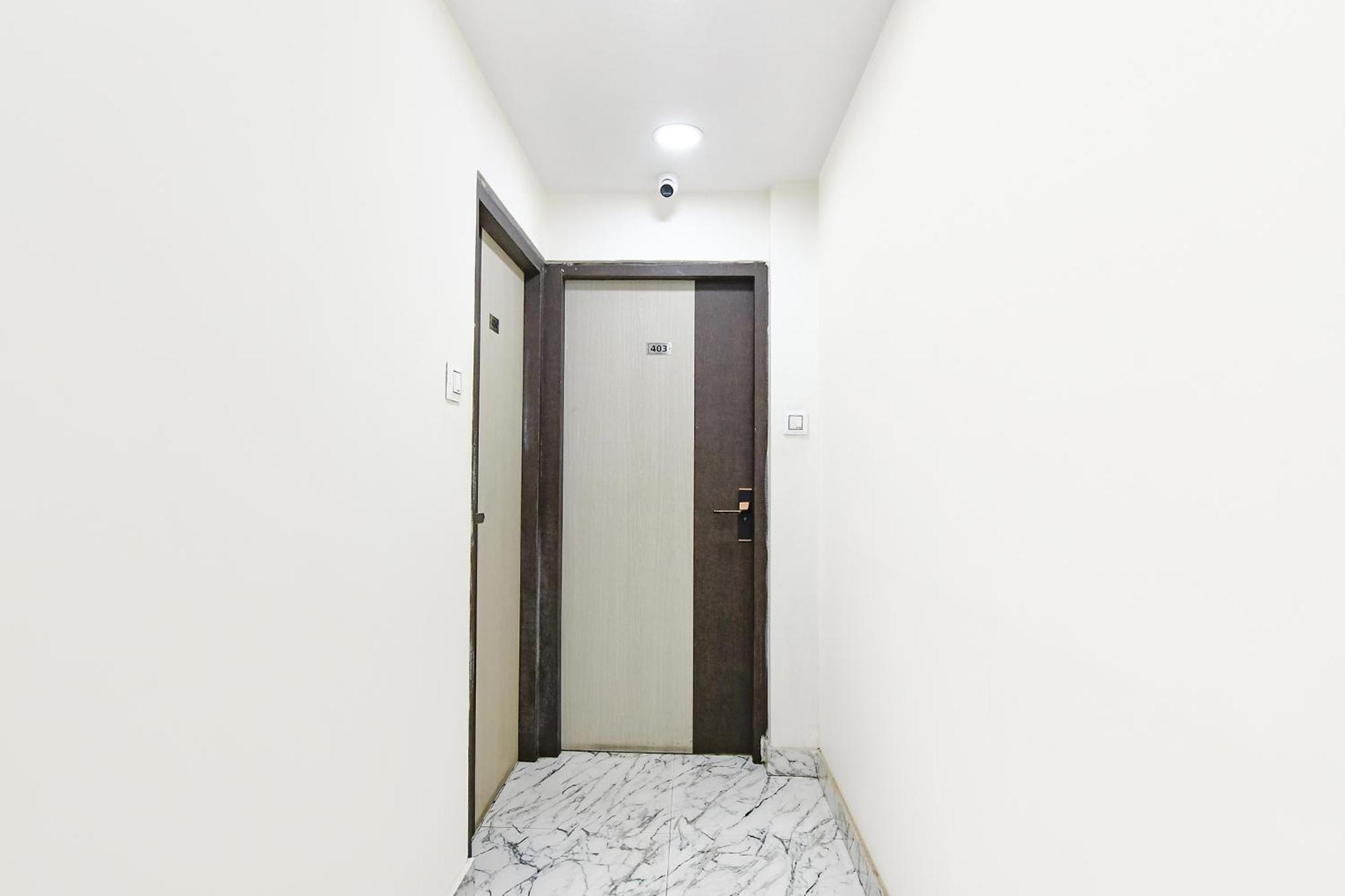 Fabexpress Sr Royale - Nr Sealdah Station 호텔 콜카타 외부 사진