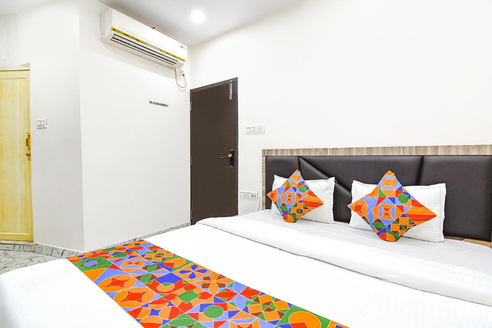 Fabexpress Sr Royale - Nr Sealdah Station 호텔 콜카타 외부 사진